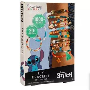 Disney jewelry Stitch Bracelet Making Kit, includes over 1,000 shell beads NEW